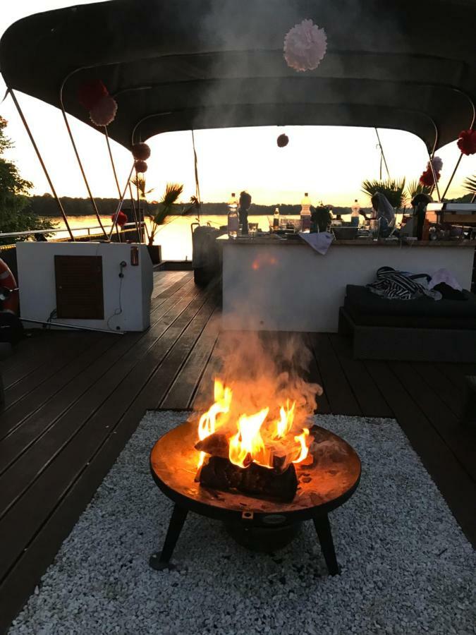 فندق Hausboot Deluxe برلين المظهر الخارجي الصورة
